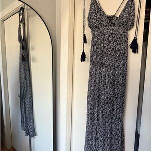 Lulu's Navy and White Patterned Maxi Dress